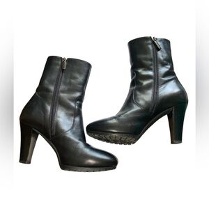Aquatalia black leather heeled boots